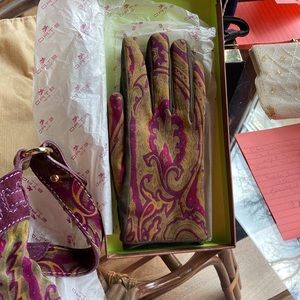 Etro suede gloves.  Size 8.  Cashmere lined.